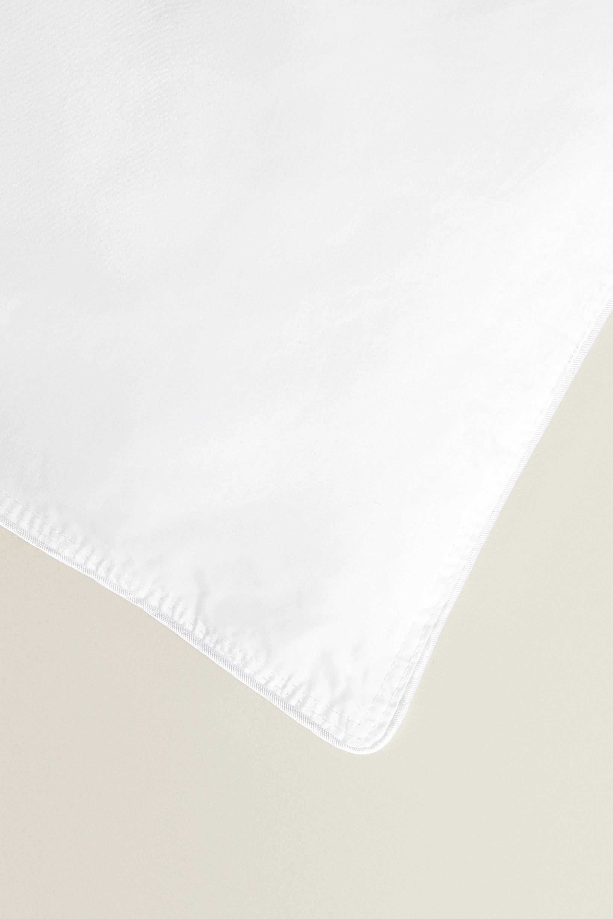 COUETTE MICROFIBRE EFFET PLUME (300 GxM²)